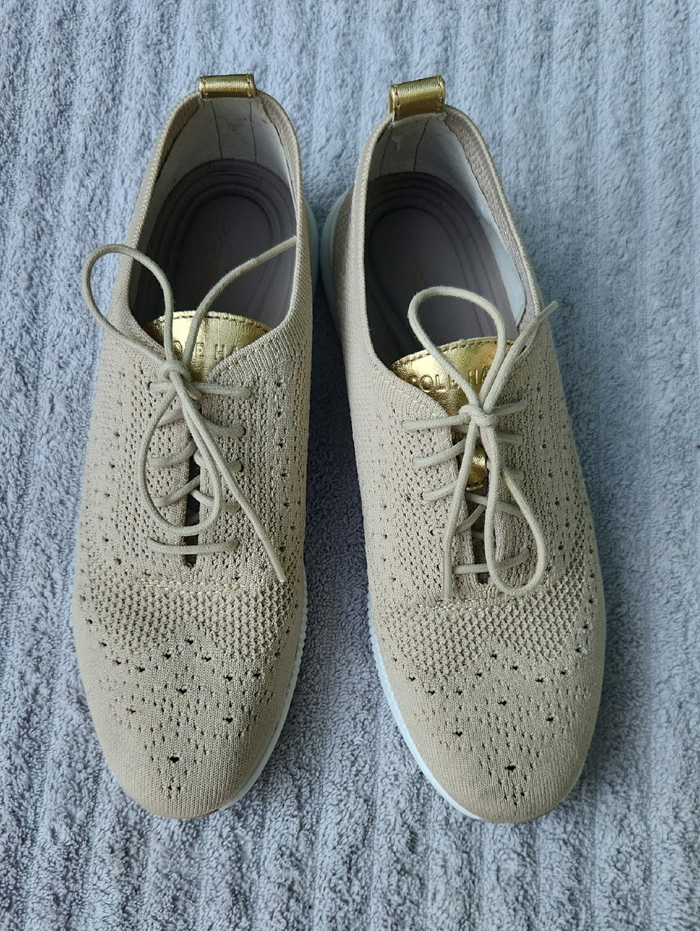 COLE HAAN 2 ZERO GRAND BeigeKnit Lace-Up Sneakers/Oxfords with Gold Accent